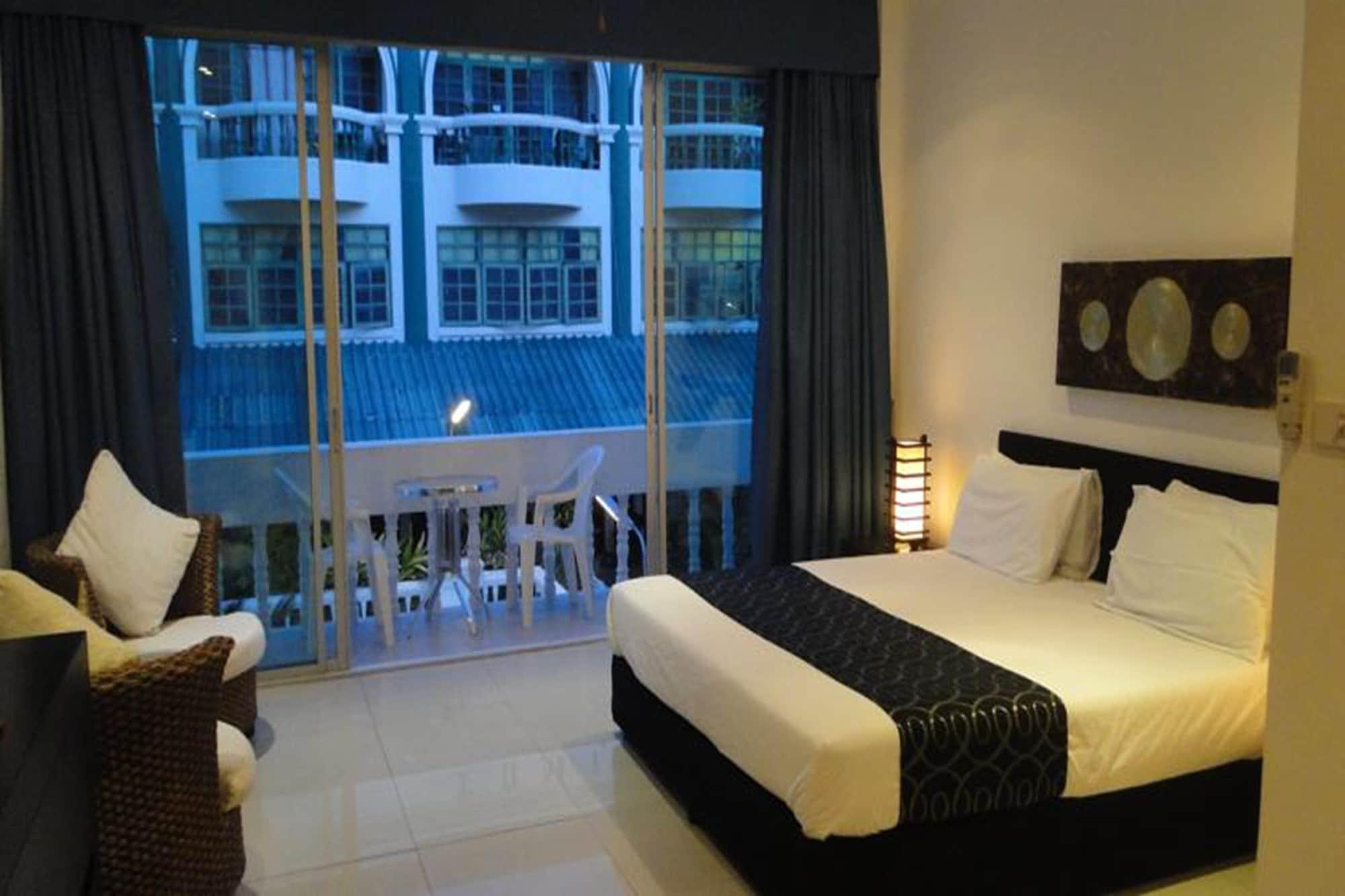 East Suites Паттая Екстер'єр фото