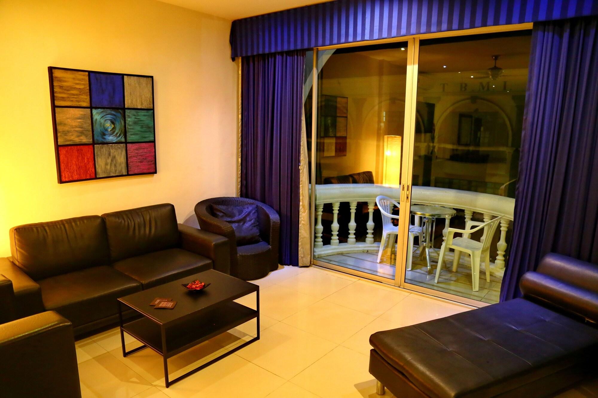 East Suites Паттая Екстер'єр фото