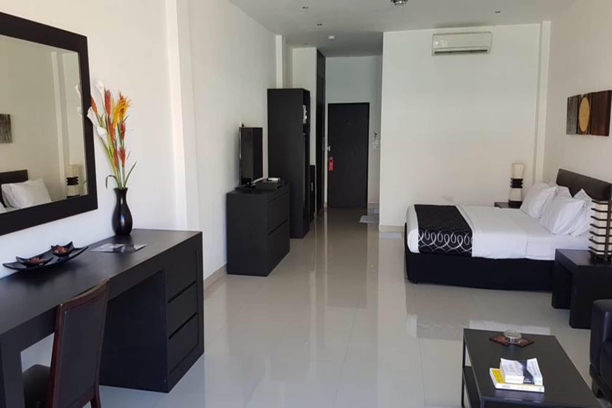 East Suites Паттая Екстер'єр фото