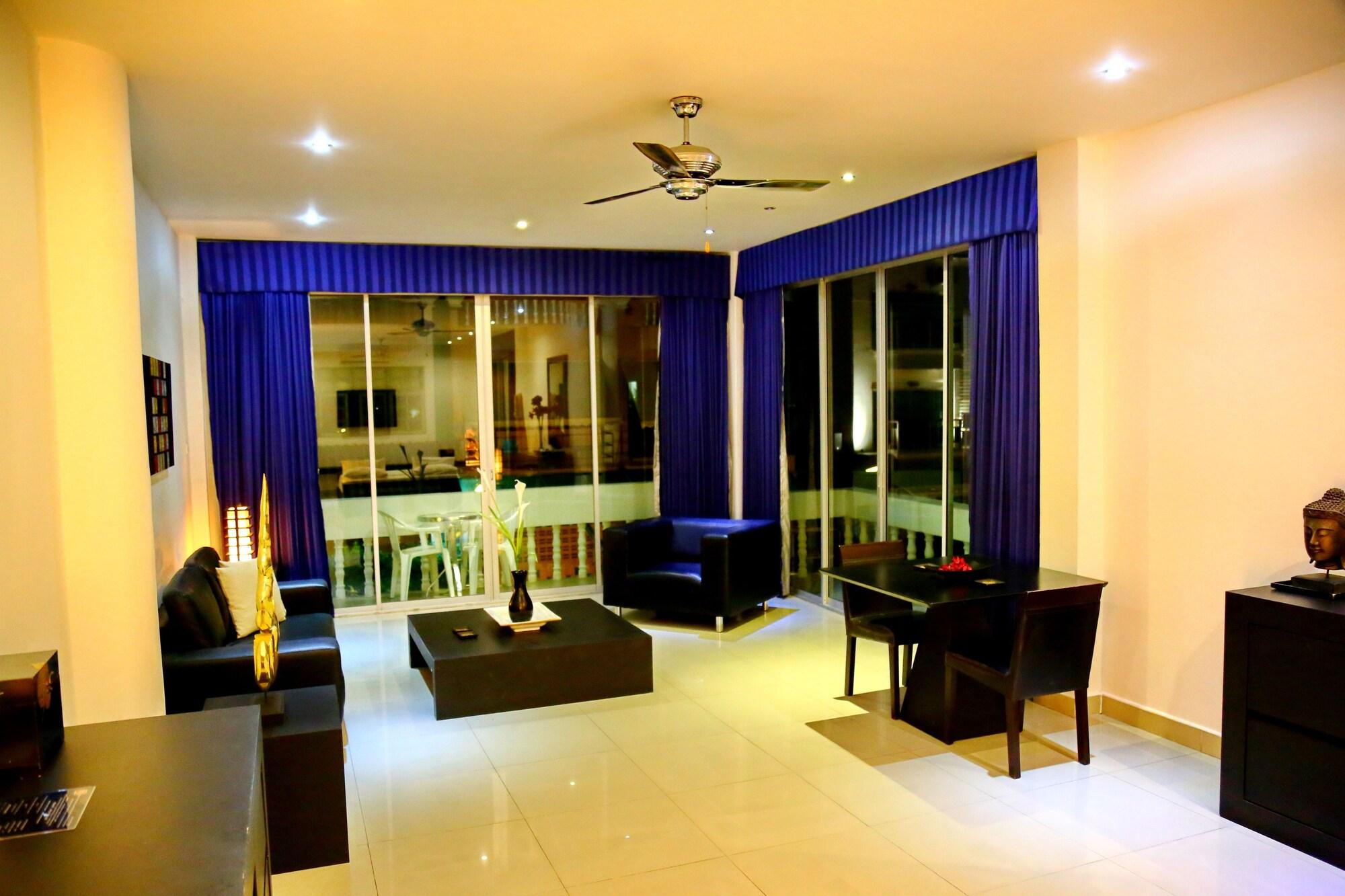 East Suites Паттая Екстер'єр фото